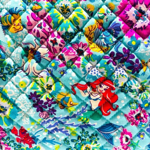 Vera Bradley Disney Princess Ariel Little Mermaid Large Floral Tote Bag. RARE! - Picture 4 of 8